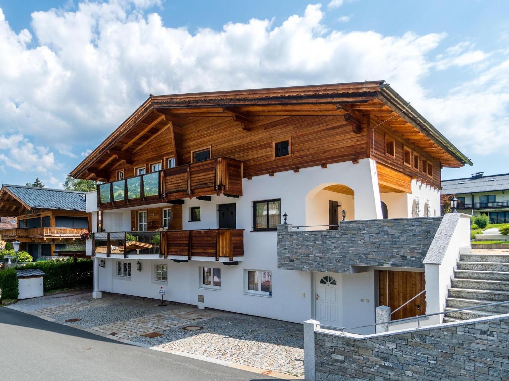 Apartment Near The Hahnenkamm Cable Car Kitzbühel Exteriér fotografie